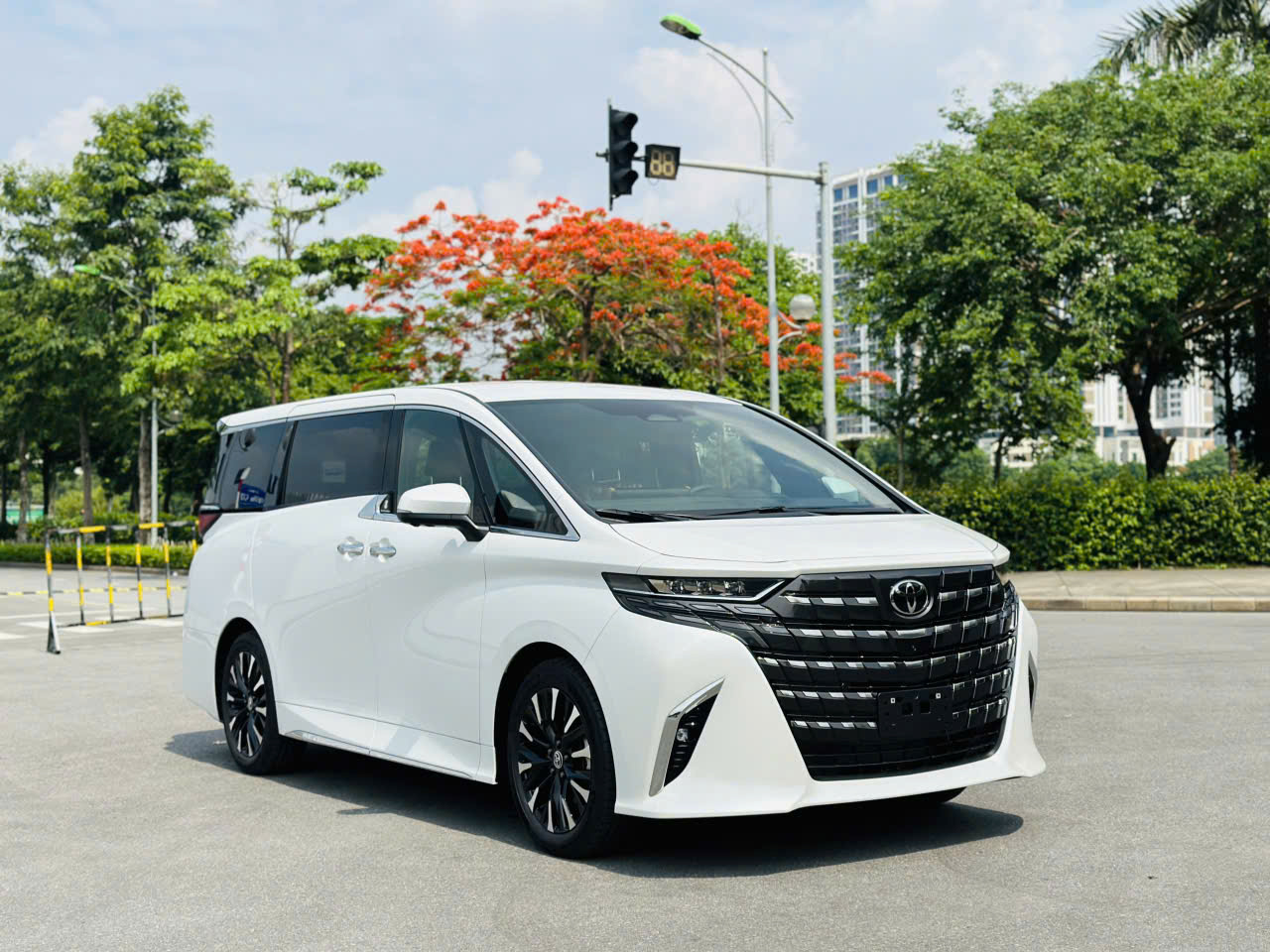 SUV 7 Chỗ Cao Cấp - ảnh 2